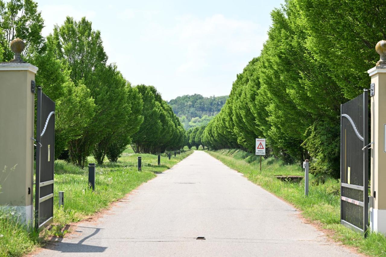 Aura Loving Home Con 4 Posti Letto, Cucina Completa, Terrazzo Ed Un Grande Parco Verde Serravalle d'Asti エクステリア 写真