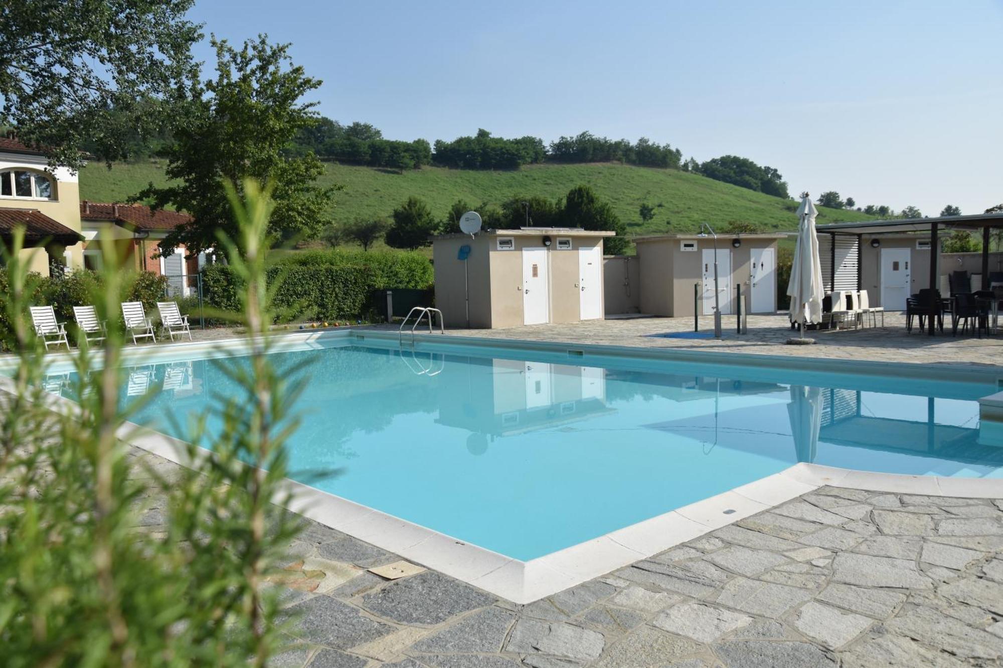 Aura Loving Home Con 4 Posti Letto, Cucina Completa, Terrazzo Ed Un Grande Parco Verde Serravalle d'Asti エクステリア 写真